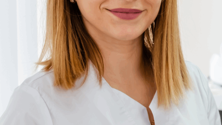 Dr. Romina Elezi